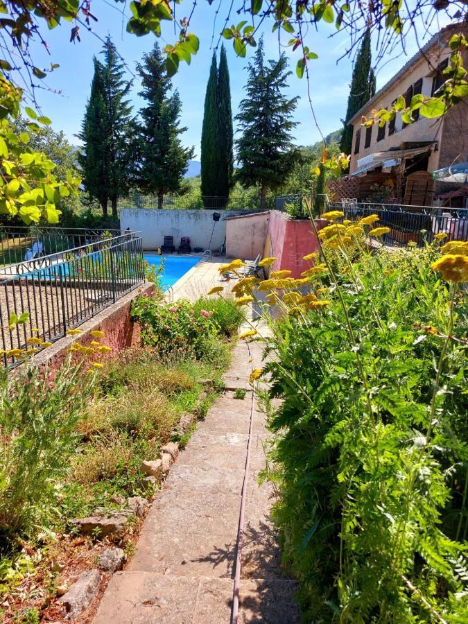 Résidence Luberon: Vue Panoramique et Piscine près du Colorado Provençal Viens Exterior photo